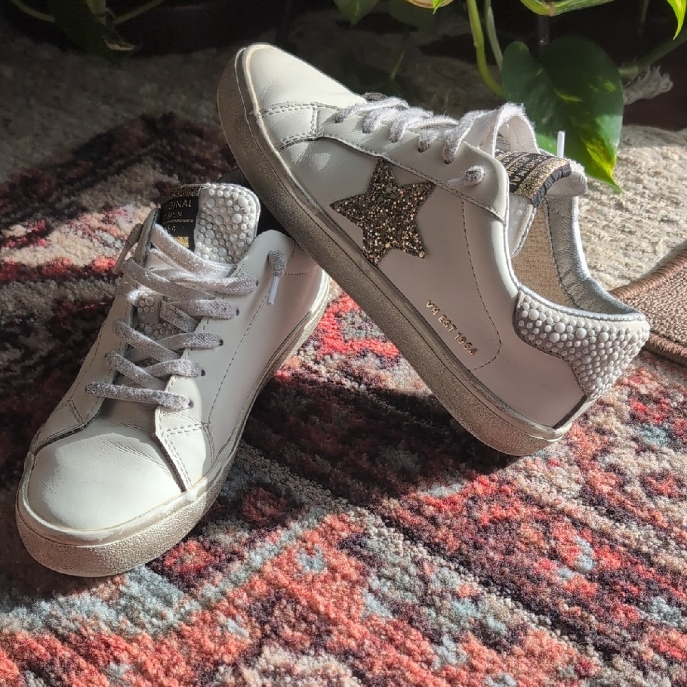 White and Gold Star Women's Sneakers